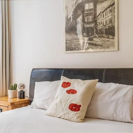 Bright & Spacious Battersea Flat Londres Extérieur photo